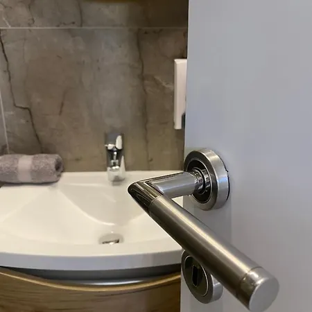 Lägenhet Lukadorajana Center *